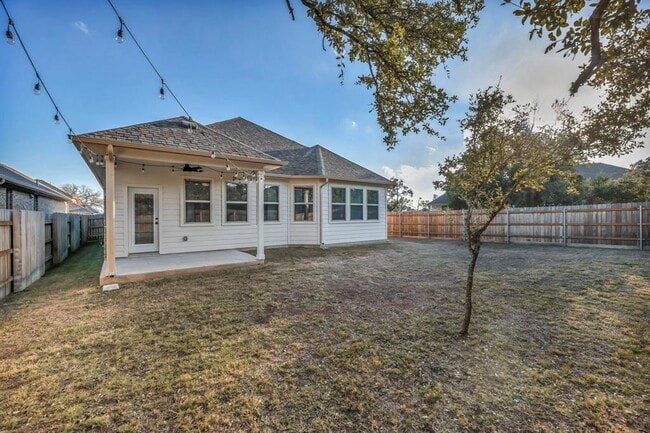 Building Photo - 132 Goshen Dr
