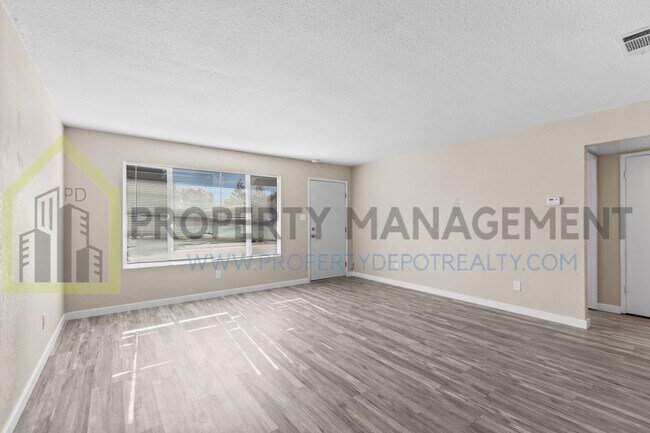 Building Photo - 73rd Street