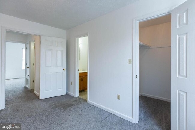 Building Photo - 164 Stadium Cir