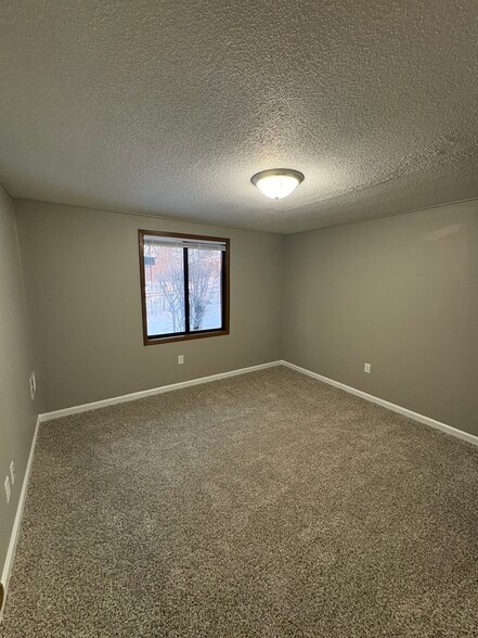 Building Photo - 310 S Pike St