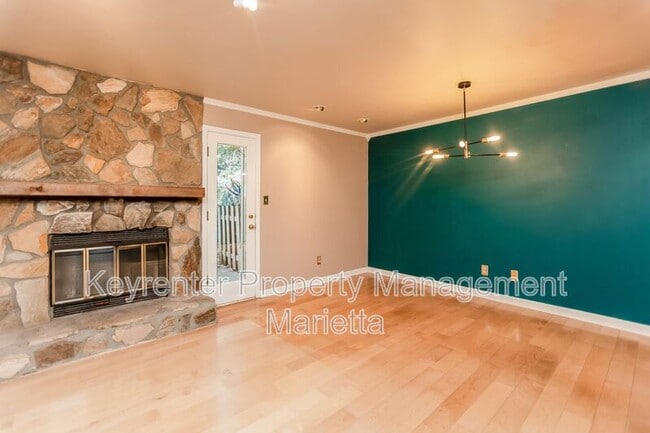 Building Photo - 2654 Stoney Creek Rd SE