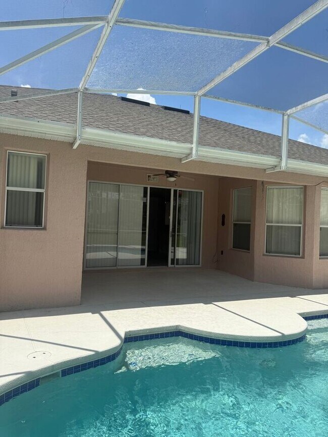 Building Photo - Beautiful Pool Home in Highlands Reserve golf community