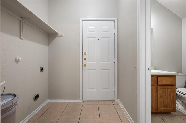 Building Photo - 1720 Constantino Cir