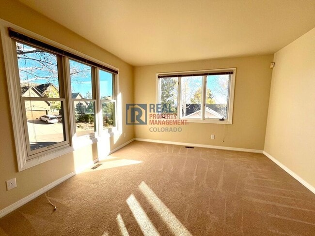 Building Photo - 2645 Rossmere St