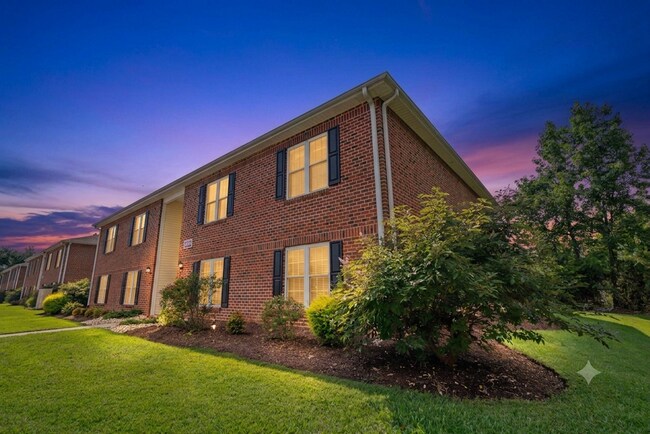 Building Photo - Rents always include high speed internet, cable, water, sewer, trash & pest control without any a...
