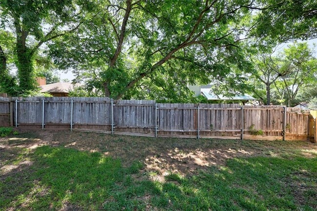 Building Photo - 12601 Europa Ln