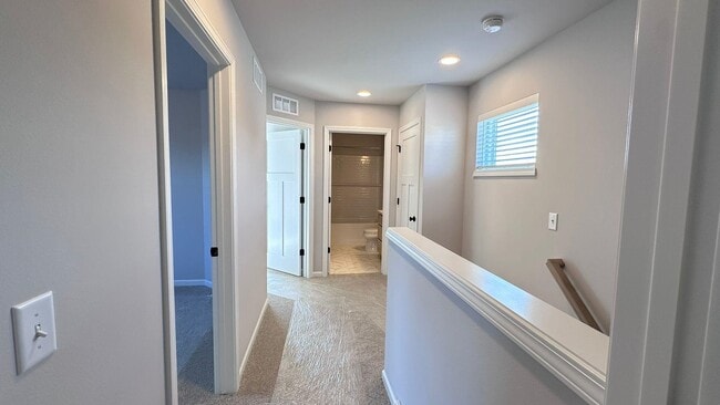 Building Photo - 7647 Stones Throw Dr