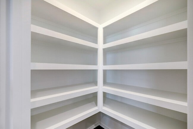 Building Photo - 5314 Castlebury Meadows Dr