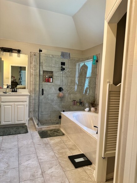 Building Photo - 513 Bear Ridge