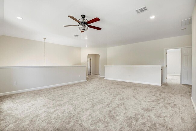 Building Photo - 309 Camperdown Elm Dr