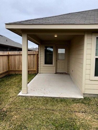 Building Photo - 9914 Little Walnut Ln