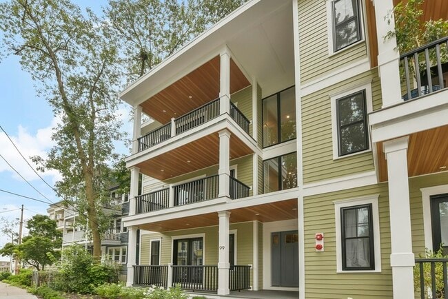 Building Photo - 104 Williams St