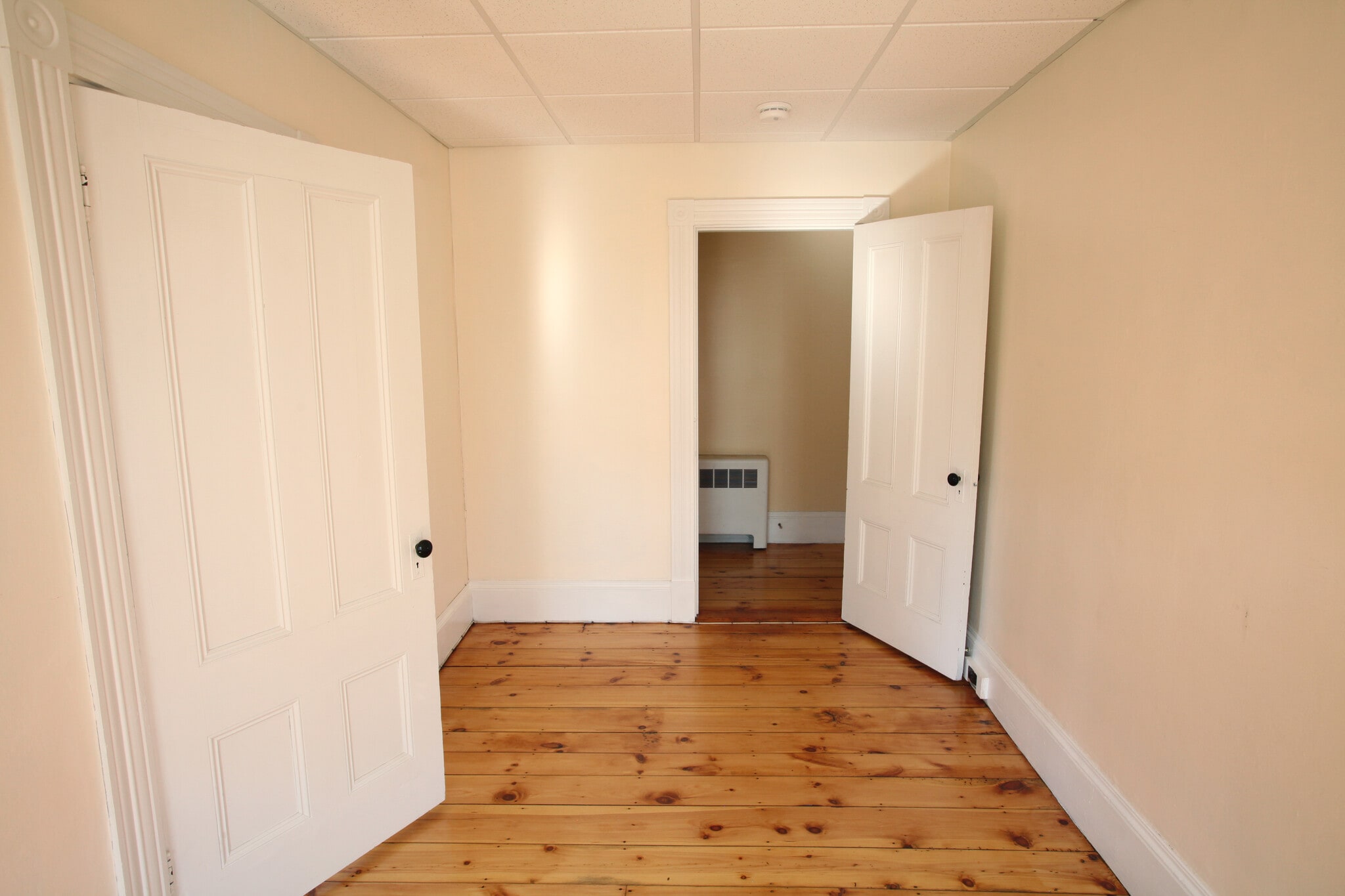 Bedroom 1 - 15 Lebanon St