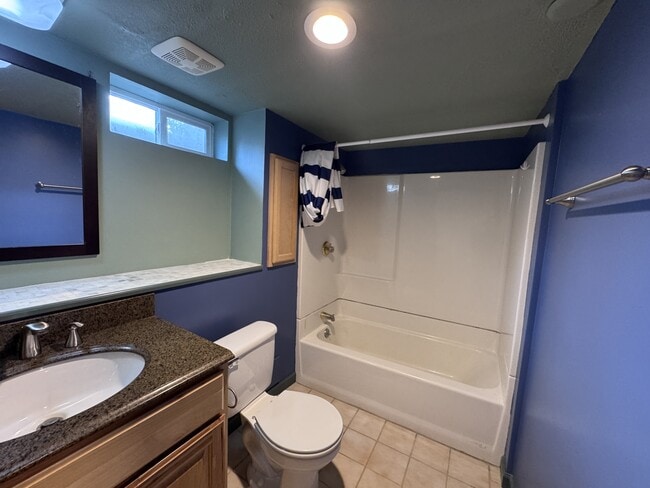 Building Photo - 4304 SE 30th Ave