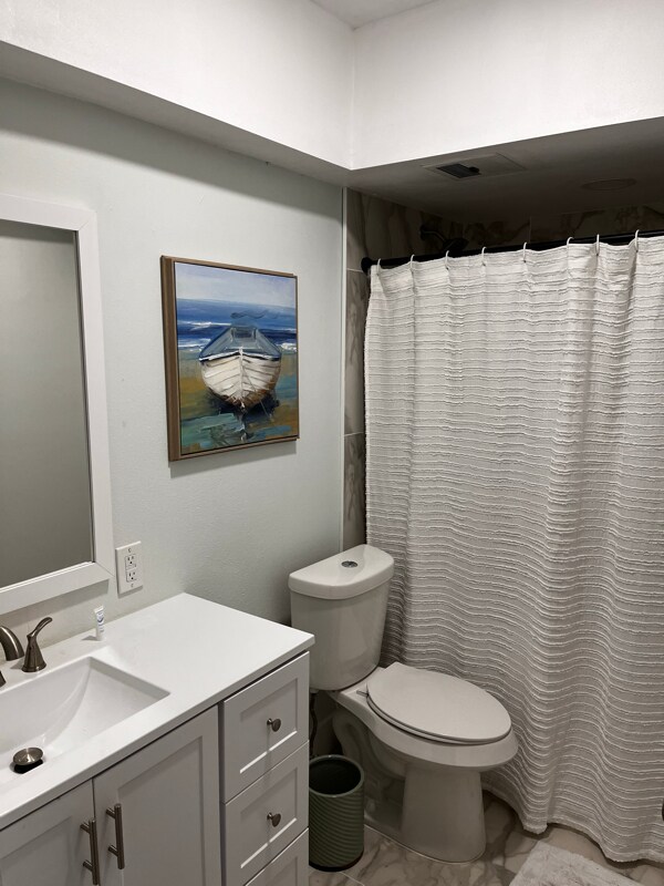Building Photo - 270 Skiff Point
