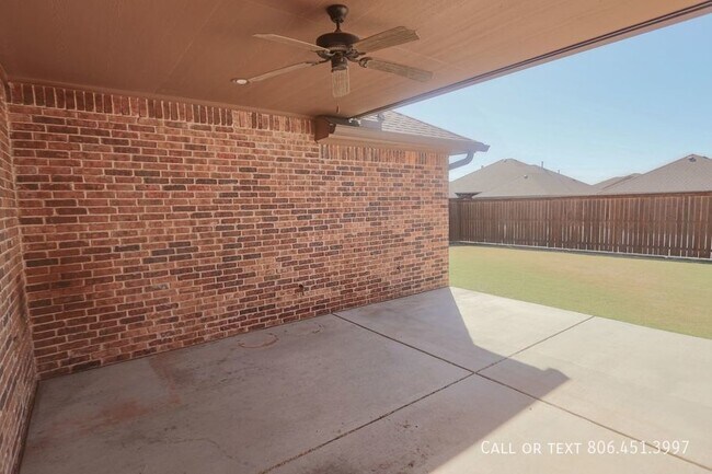 Building Photo - 9604 Justice Ave