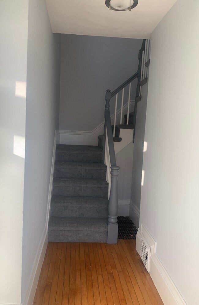 Front entrance - 12 Maple Cir