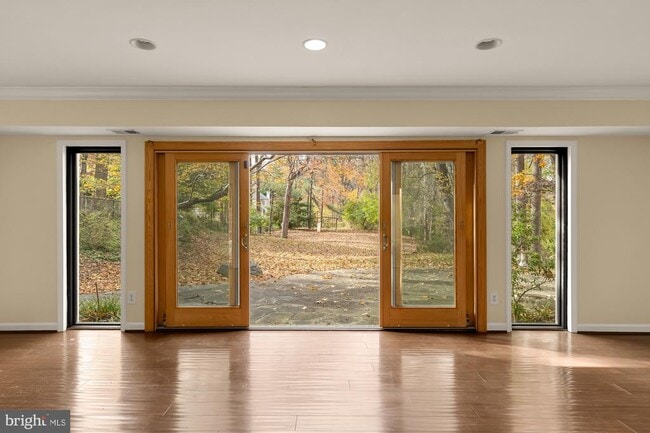 Building Photo - 1434 Kirby Rd