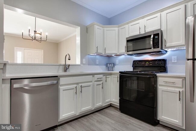 Building Photo - 306 Roff Point Dr