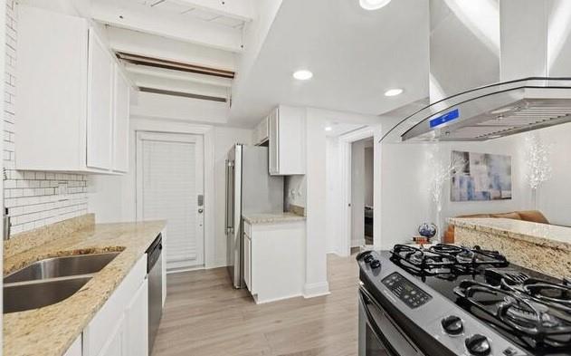 Building Photo - 799 Barnett St NE