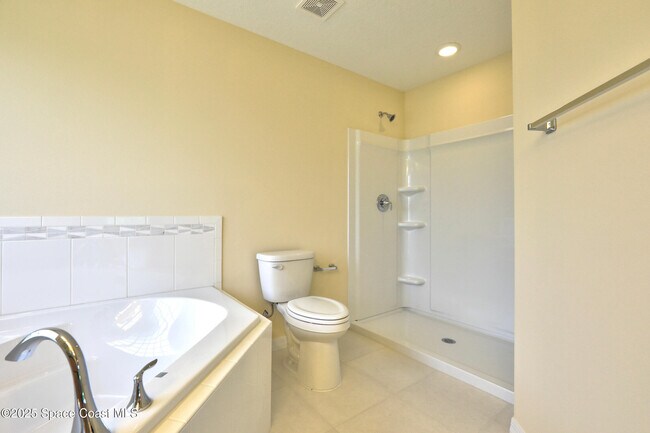 Building Photo - 8346 99th Ct