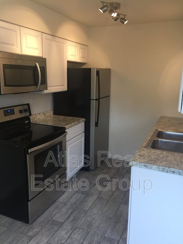 Building Photo - 602 South St