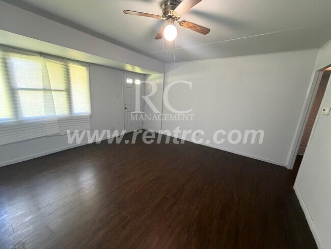 Building Photo - 516 Shadowlawn-