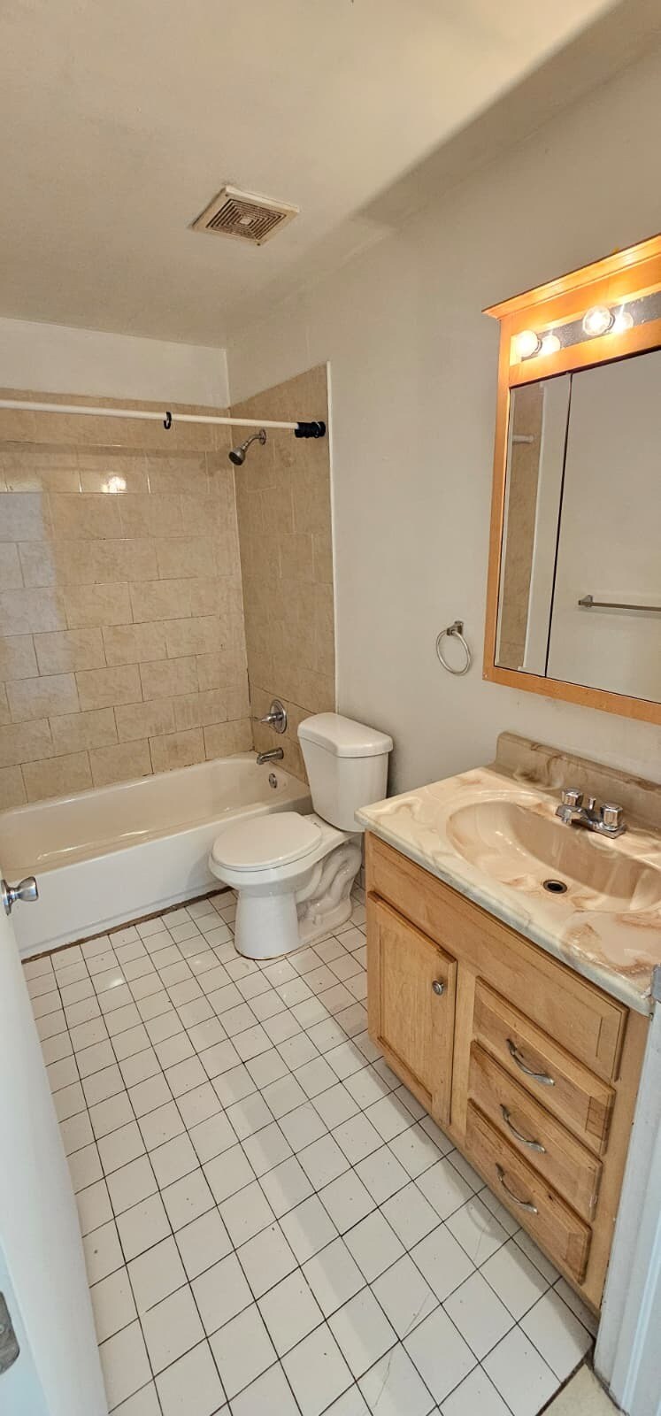 Building Photo - 1491 NW 22nd Ct