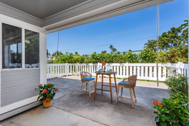 Building Photo - 75-6081 Ali'i Dr