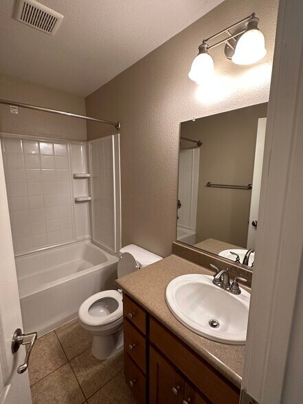 Building Photo - 6088 Old Quarry Loop