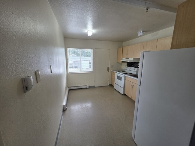 Building Photo - 2859 Elm Cir