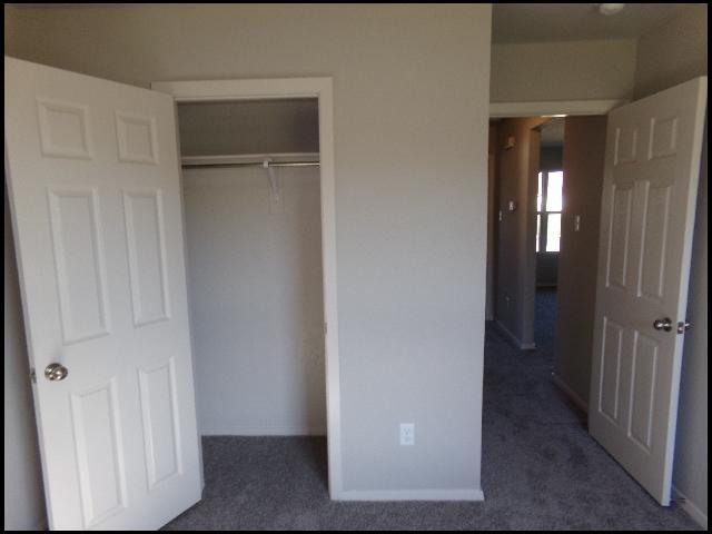 Building Photo - 1817 Tiger Lily Ln