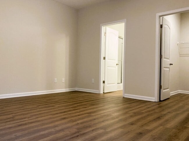 Building Photo - Wonderful Two Story Four Bedroom Home in B...