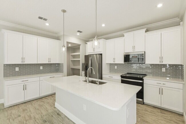 Building Photo - 5741 Grand Sonata Ave