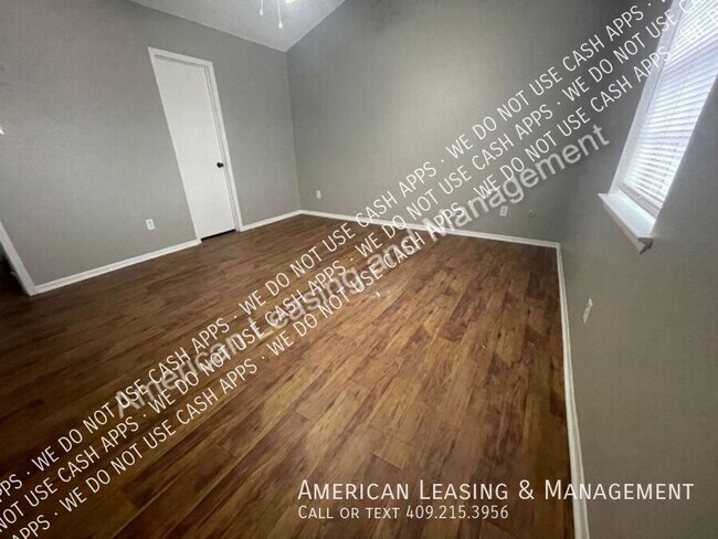 Building Photo - 85 E Caldwood Dr