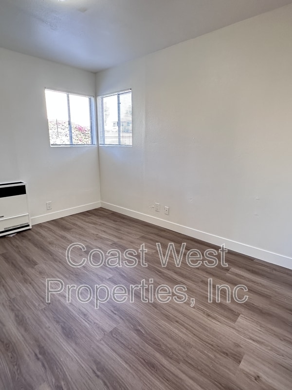 Building Photo - 3539 Roosevelt St