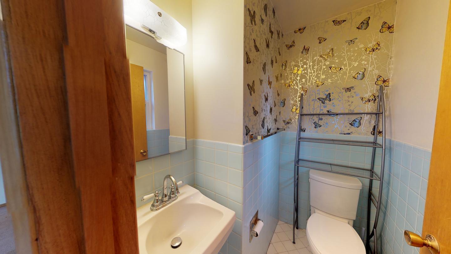 Building Photo - 510 N 87th St