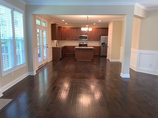 Building Photo - Adorable Ranch Home in a Great Neighborhood!