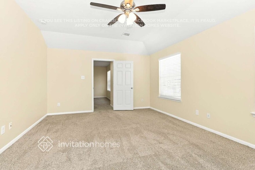 Building Photo - 5810 Le Carpe Plantation Ct
