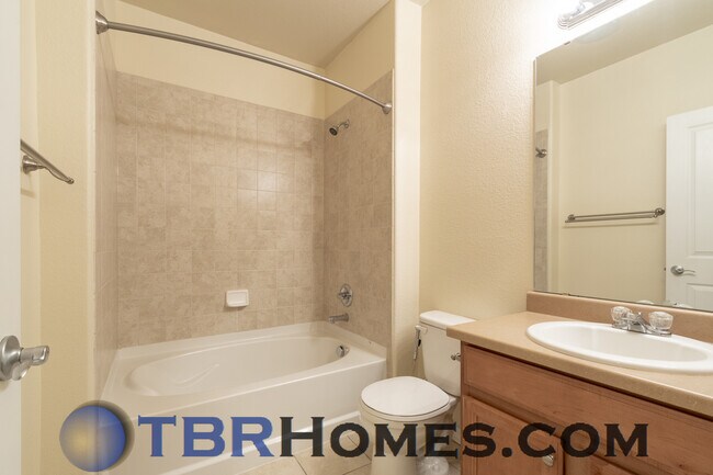 Building Photo - 14300 Waterside Ln
