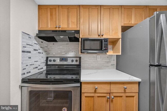 Building Photo - 9109 Bronze Bell Cir