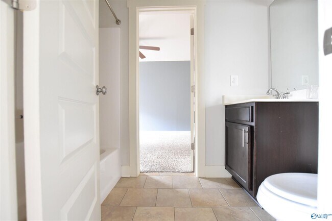 Building Photo - 6007 Stonewater Ct