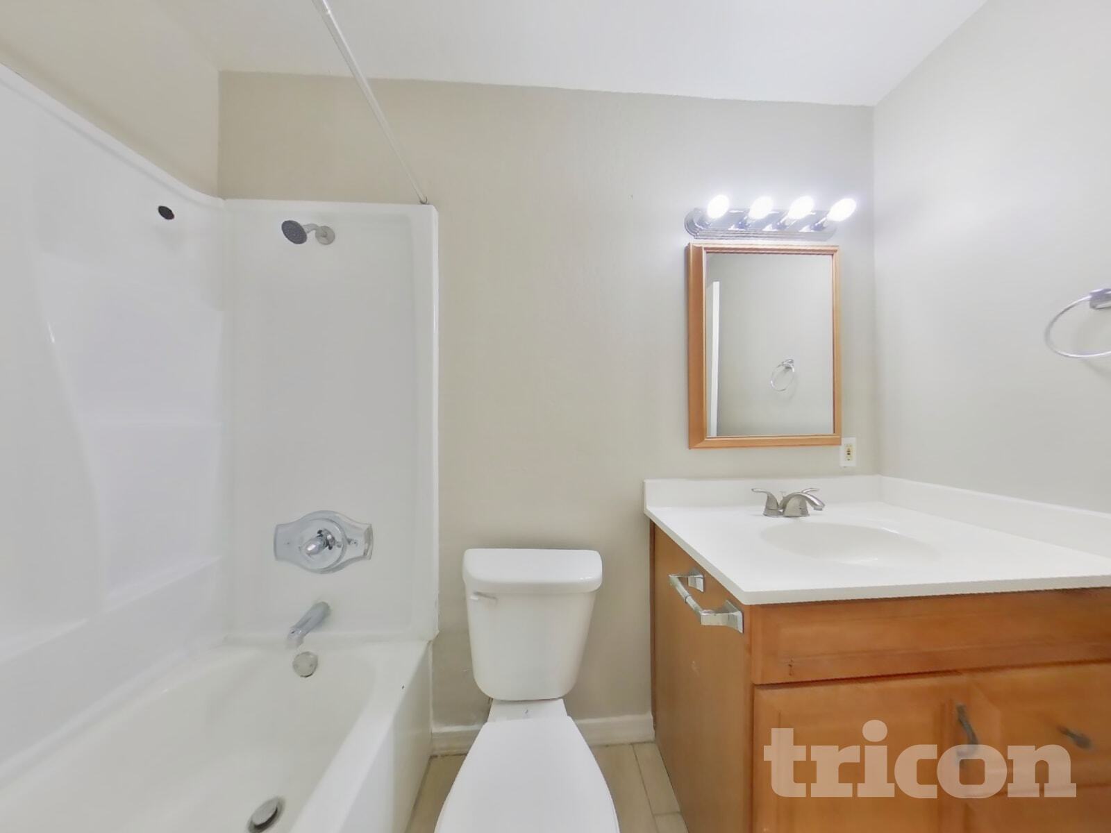 Building Photo - 3234 W Larkspur Dr