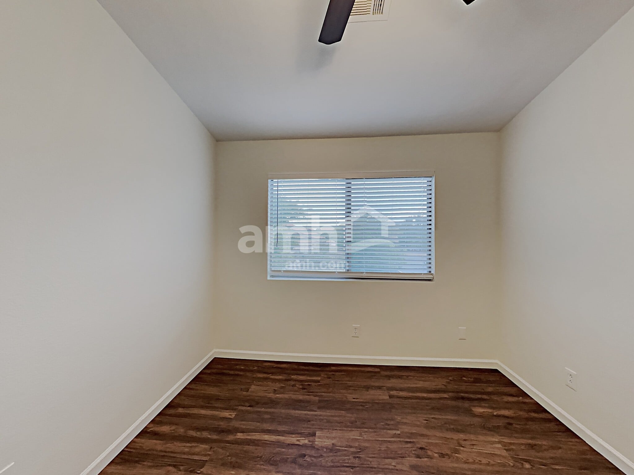 Building Photo - 10383 W Dana Ln