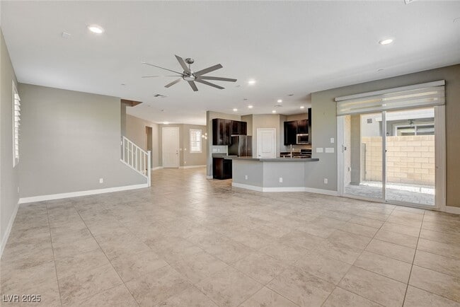 Primary Photo - 139 Fulgora St