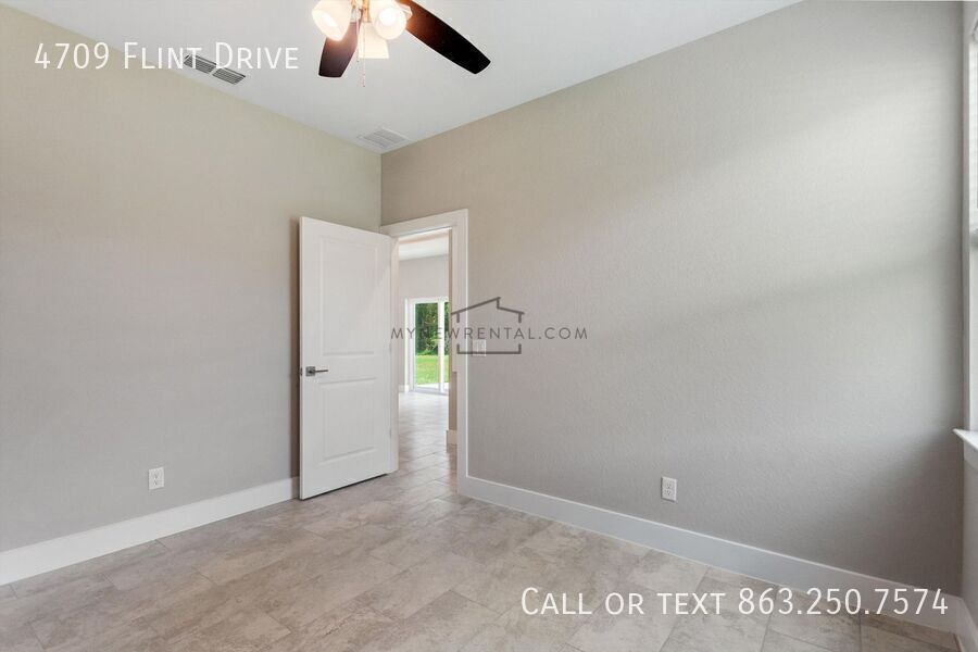 Building Photo - 4709 Flint Dr