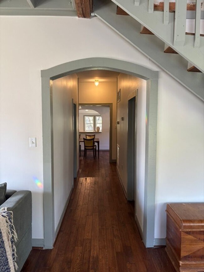 Building Photo - Rare Oasis: 2BR Home with Large Loft Area on 1.5 Acres Bordering National Forest and Fronting Dry...