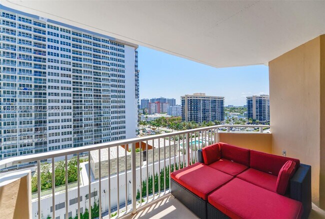 Building Photo - 1980 S Ocean Dr