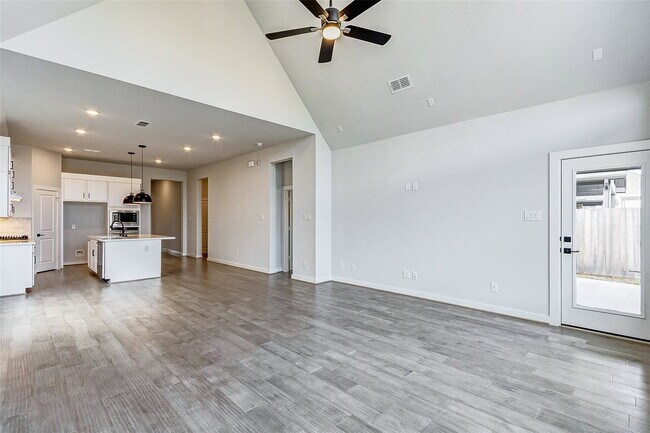 Building Photo - Timber Brook Drive, Sienna, TX 77459 - 3 BR 2 BA single-family home