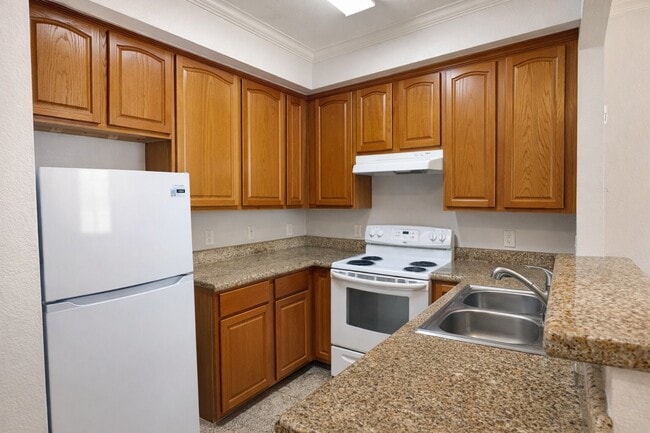 Building Photo - 9400 Bellaire Blvd